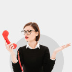 Orange zwróci konsumentom opłaty za kontakt z infolinią i wizytę technika – decyzja Prezesa UOKiK